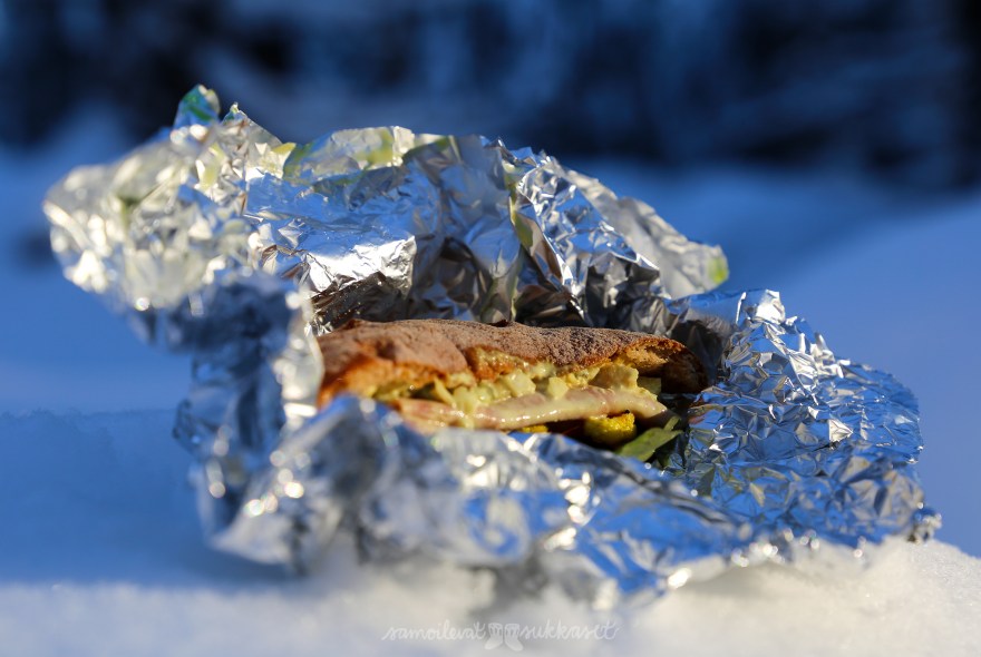 eväsleipä 1.21_eväsretki_samoilevat sukkaset